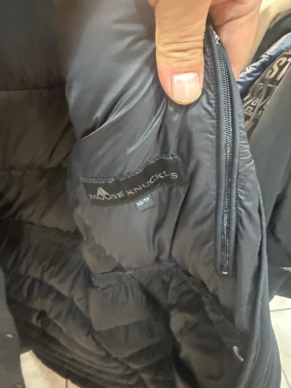 55-66/22fw 정품 무스너클 조카다 롱 패딩 팝니다 상품이미지4