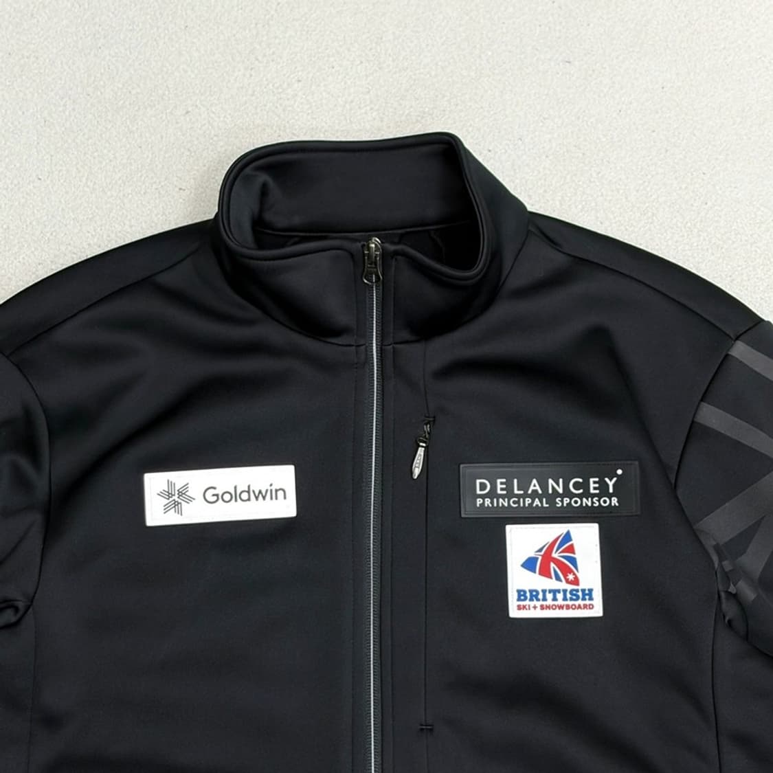 GOLDWIN 영국 스키 국가대표팀 트랙자켓 XL 상품이미지4
