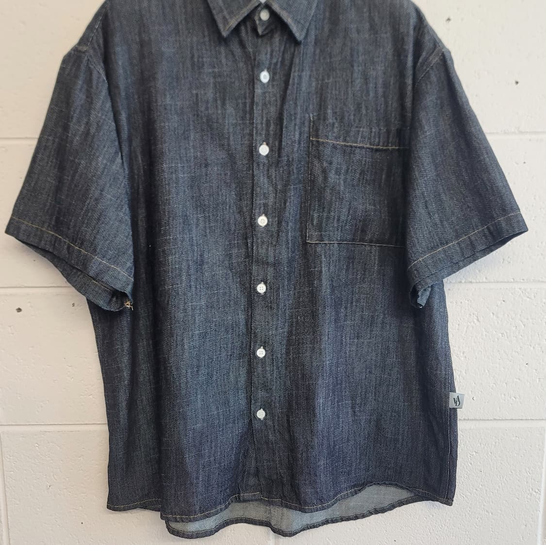 어반드레스 쿨링 블랙데님(흑청.면) 루즈핏 반팔 캐주얼셔츠 판매 상품이미지4