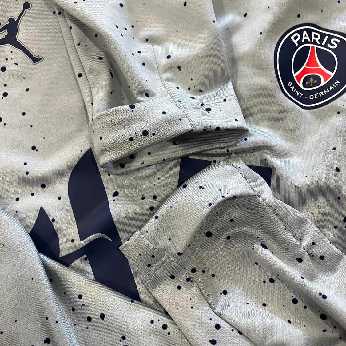 157 나이키 조던 파리생제르망 드릴탑 롱슬리브 psg 상품이미지3