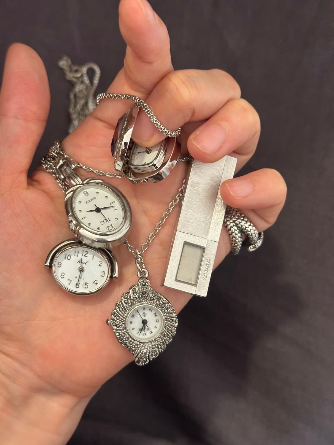Sharp vintage watch necklace 상품이미지6
