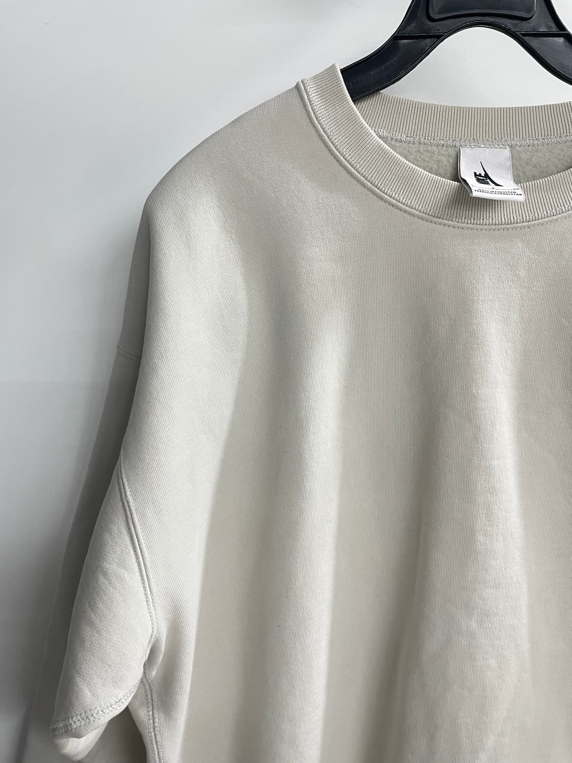 나이키 솔로 스우시 맨투맨 상품이미지3