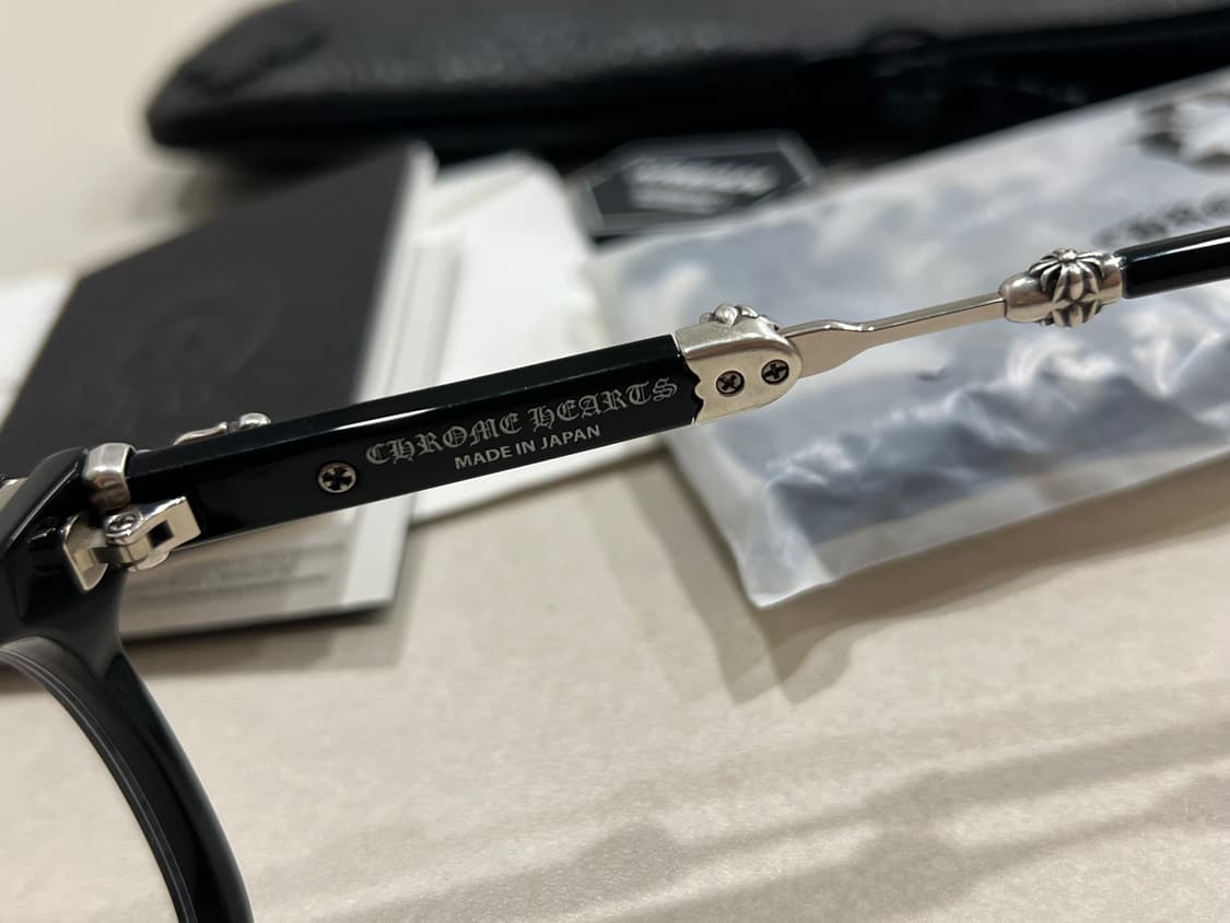 (크림에서 26년3월9일에 구매한)26년 블랙앤실버 덕버터 판매합니다 상품이미지2