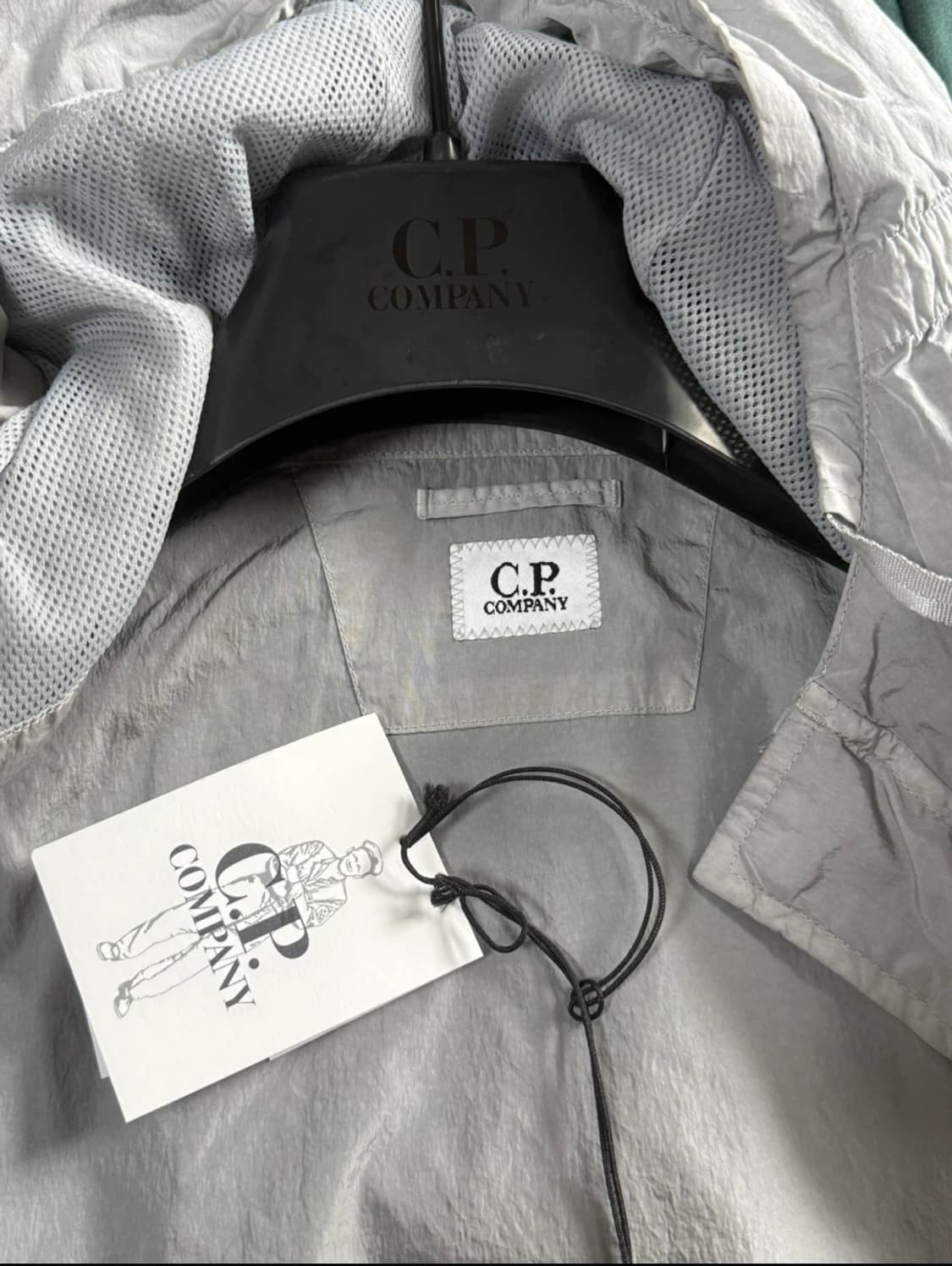 CP컴퍼니 chrome-R 후드 넥 렌즈 자켓XL 상품이미지2