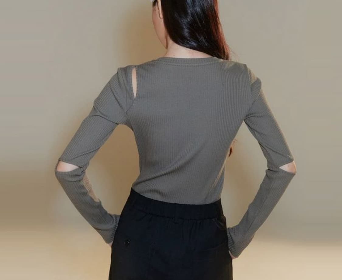 구호플러스 컷아웃 티셔츠 상품이미지2