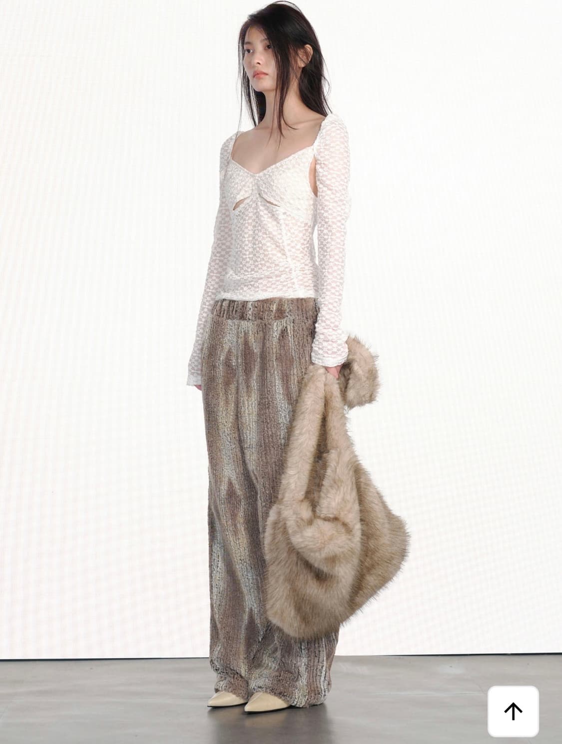 새상품) 세릭 모헤어 크로스백 베이지 세릭 가방 cerric 크로스백 상품이미지3