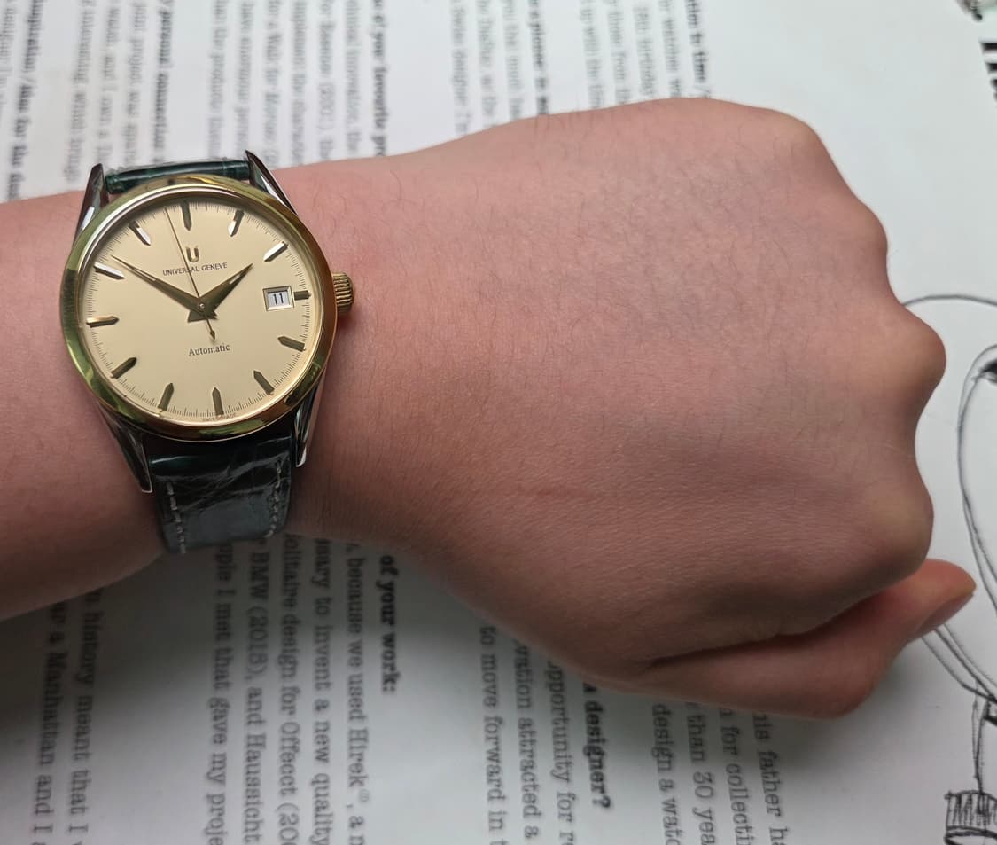 레어] 유니버셜 제네브 18K베젤 콤비 칼침핸즈 시스루백 오토매틱
 상품이미지8