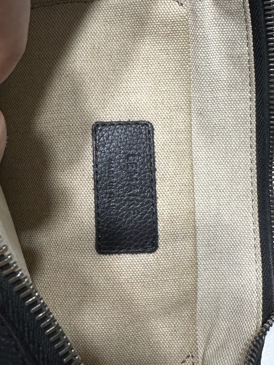 르메르 크루아상 범백 다크초코 미디움(m) 상품이미지3