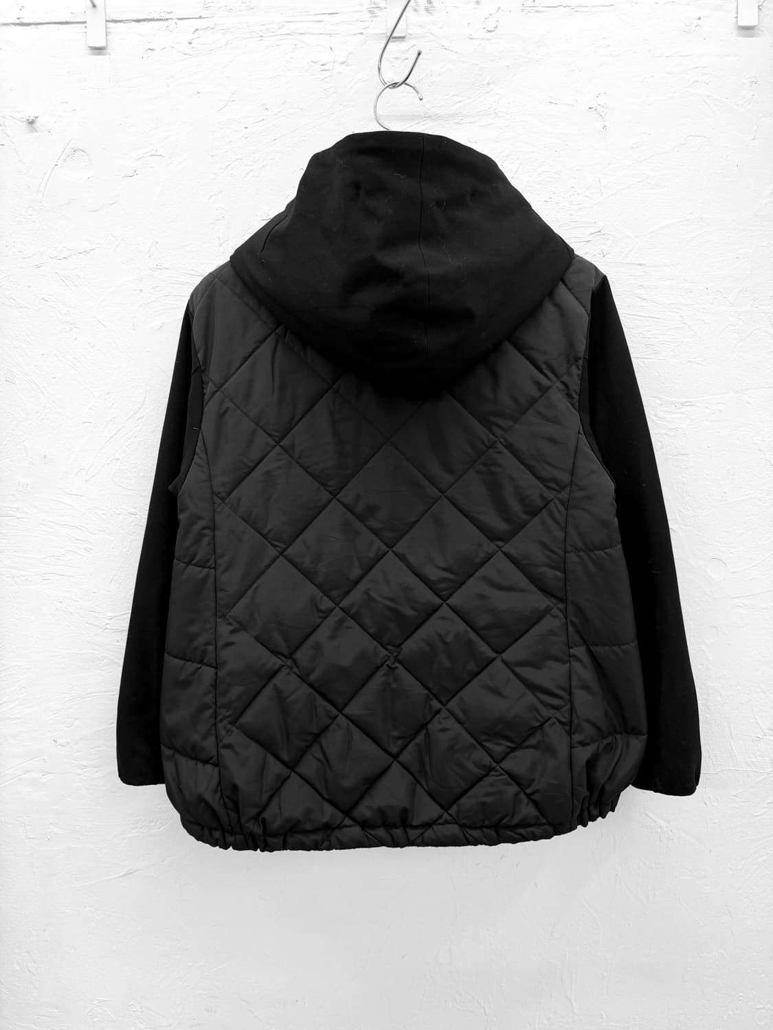 zelal sports 사선 집업 패디드 자켓 상품이미지5