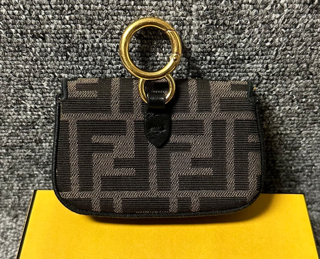 펜디 바게트 백 상품이미지3