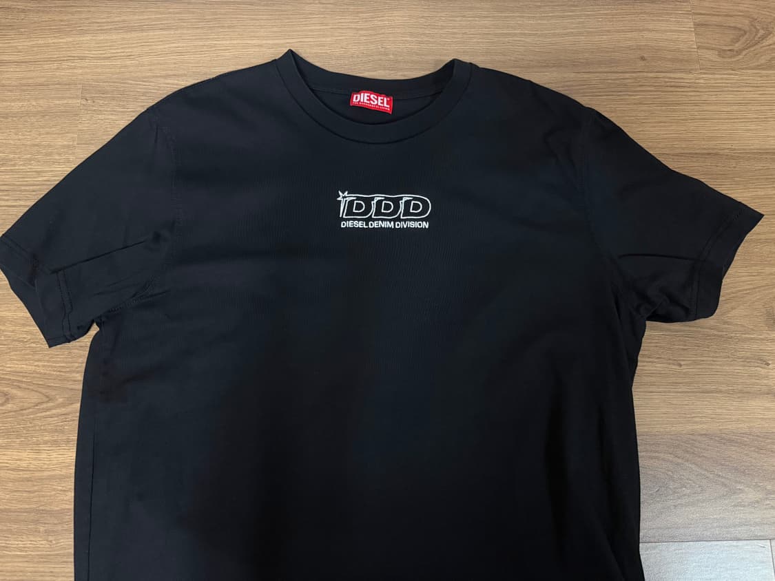 [XL] 디젤 DDD 반팔티셔츠 판매합니다 상품이미지1