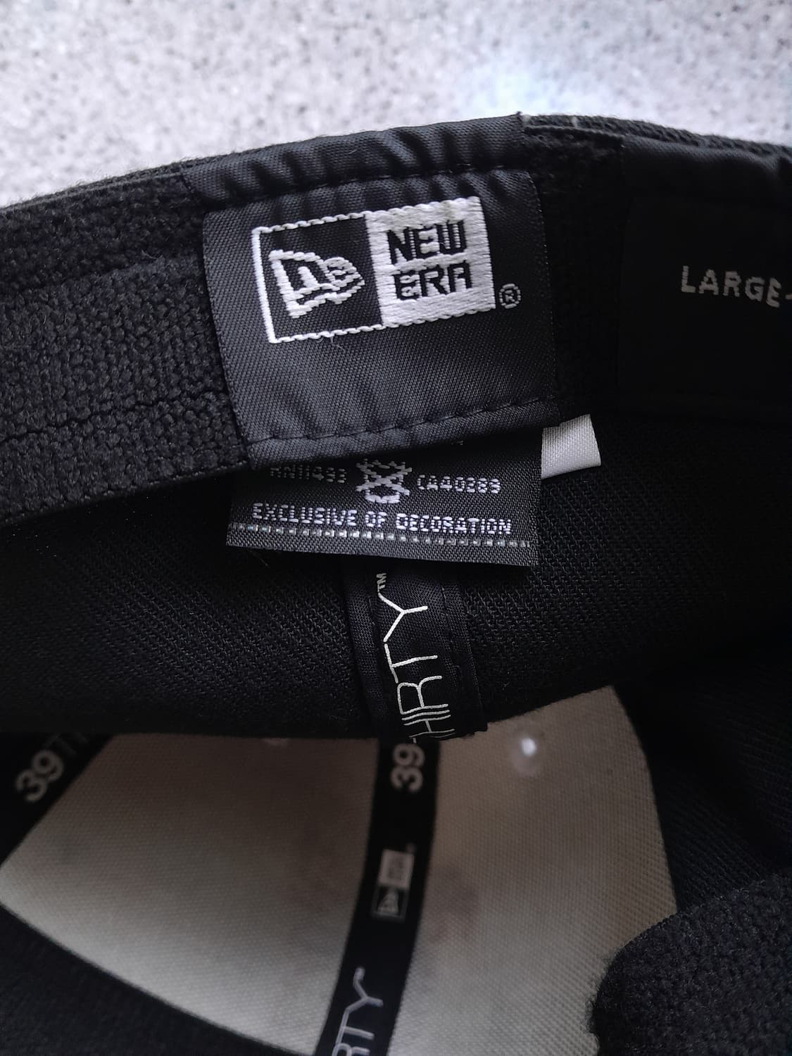 💥뉴에라 X 맨유 밴딩 볼캡 블랙 (L/XL)  상품이미지6