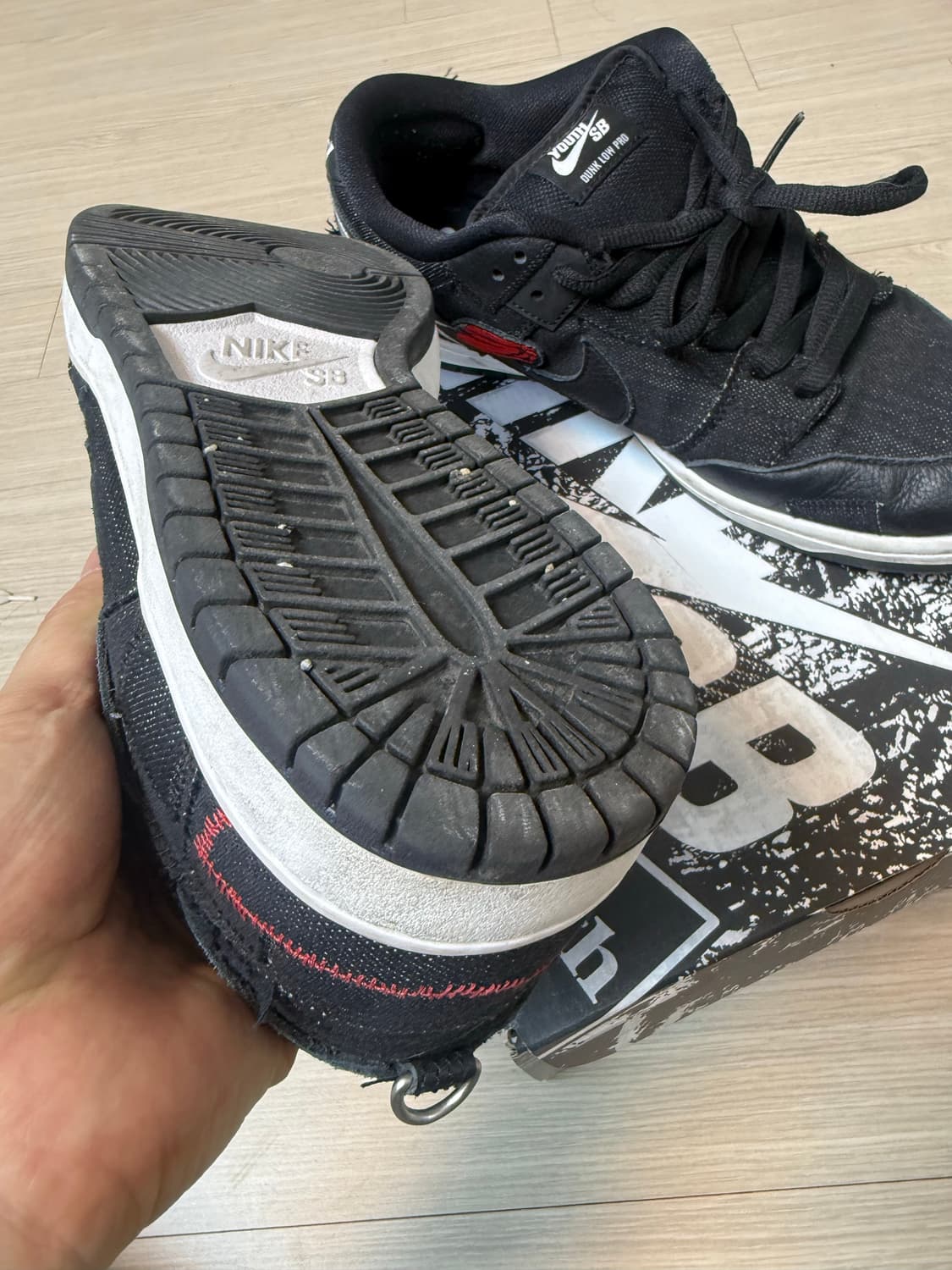 나이키 SB x VERDY - WASTED YOUTH 덩크 로우 상품이미지5