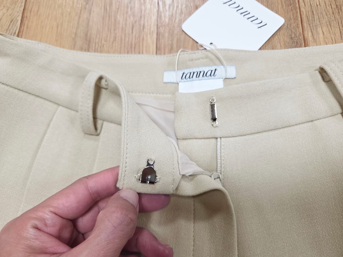 타낫(tannat) 모던 핀턱 숏팬츠 66 새상품 상품이미지4