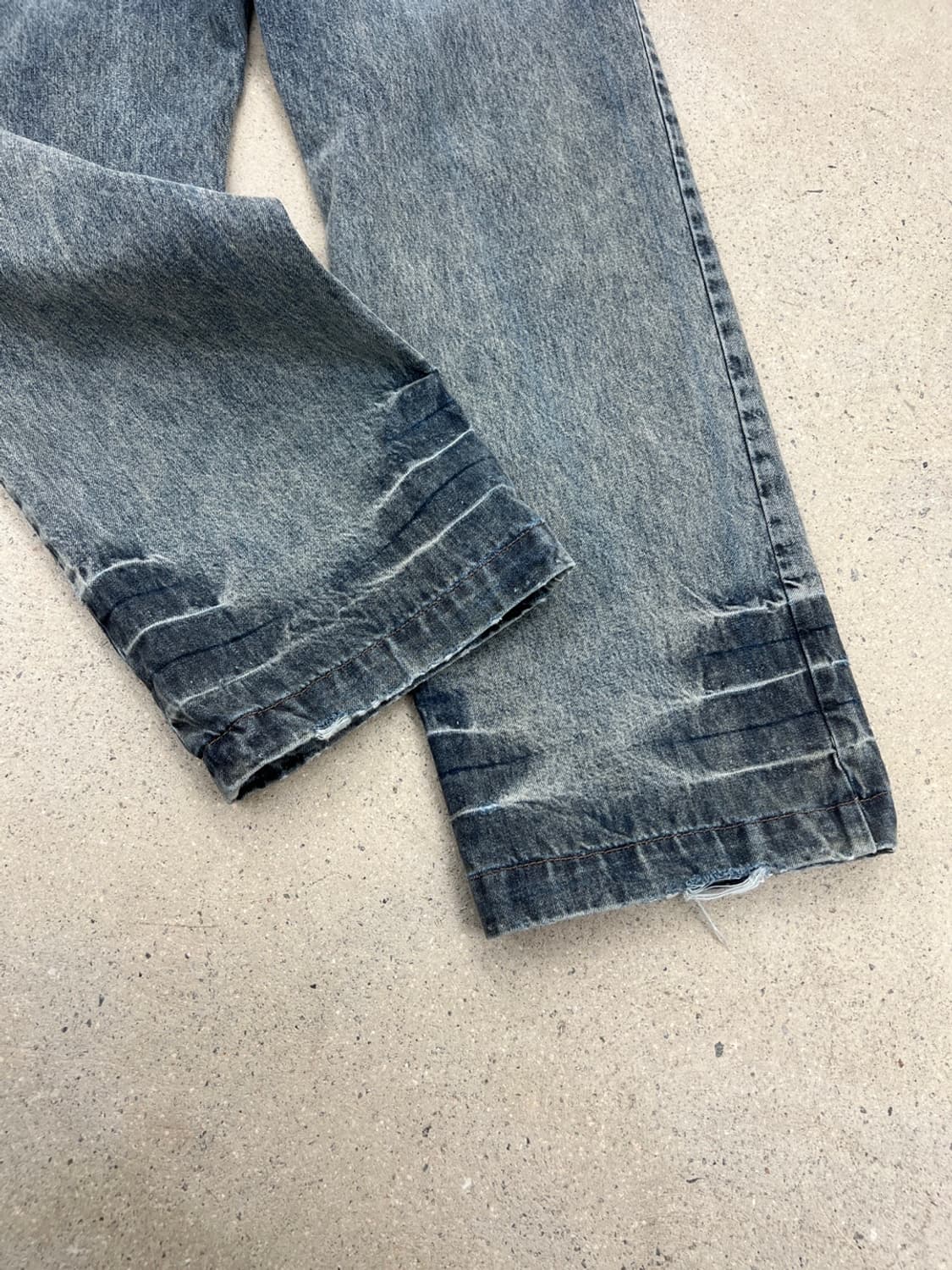 준지 24ss 워시드 코어 데님 팬츠 상품이미지6