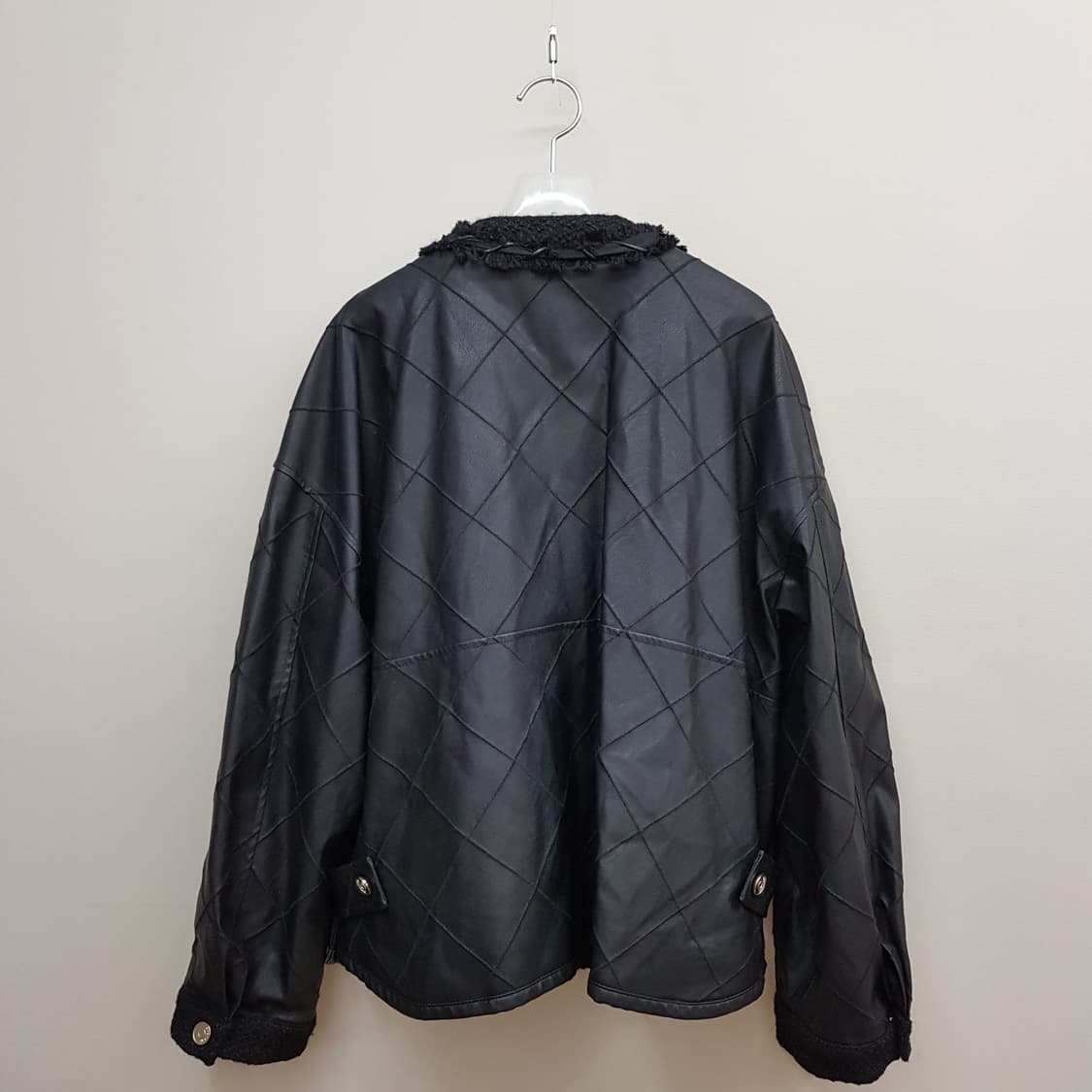 한섬 시스템 SYSTEM 2022 퀼팅 레더 터치 자켓 82-94-160 상품이미지5