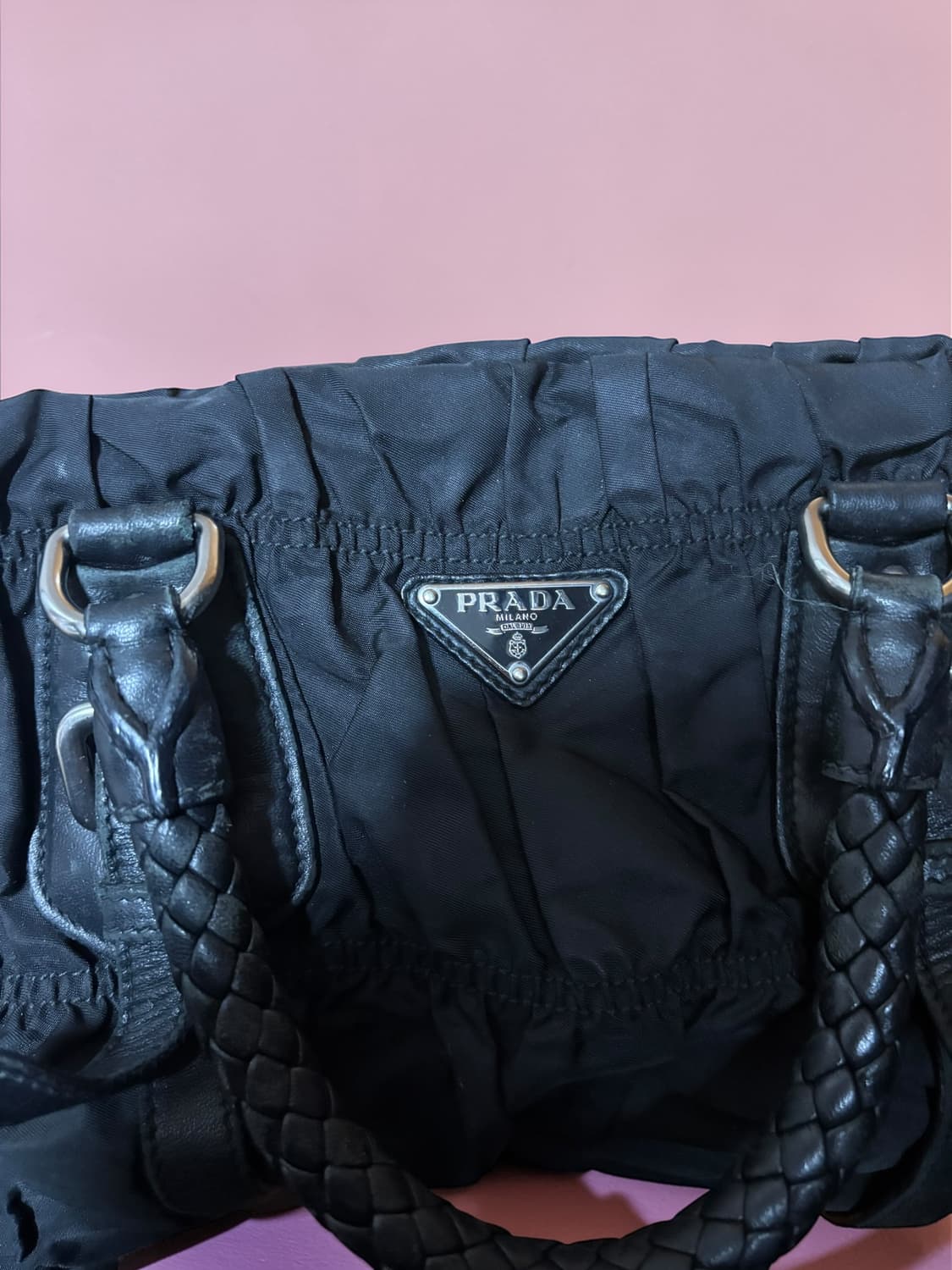 프라다 포코노 가죽 고프레 토트백 상품이미지8