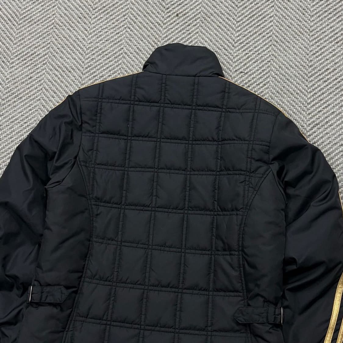 아디다스 검금 패디드자켓 v2140 상품이미지4