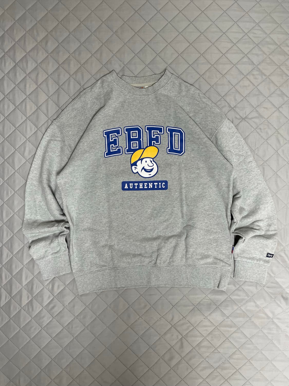 이벳필드 맨투맨 그레이 상품이미지1