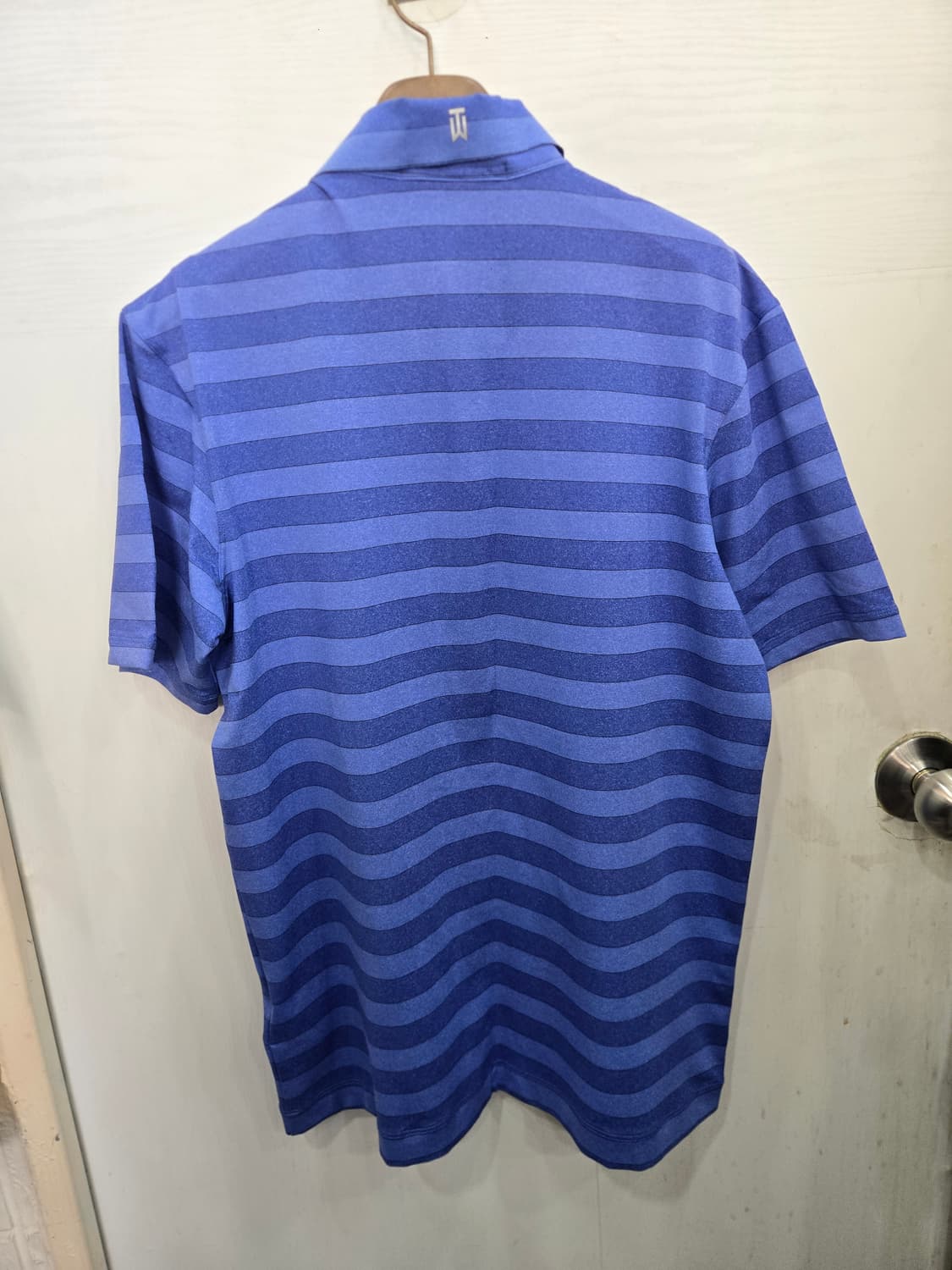 95,M )) NIKE 나이키 드라이핏 카라 반팔티셔츠! 색상 이뻐요ㅎㅎ 상품이미지3