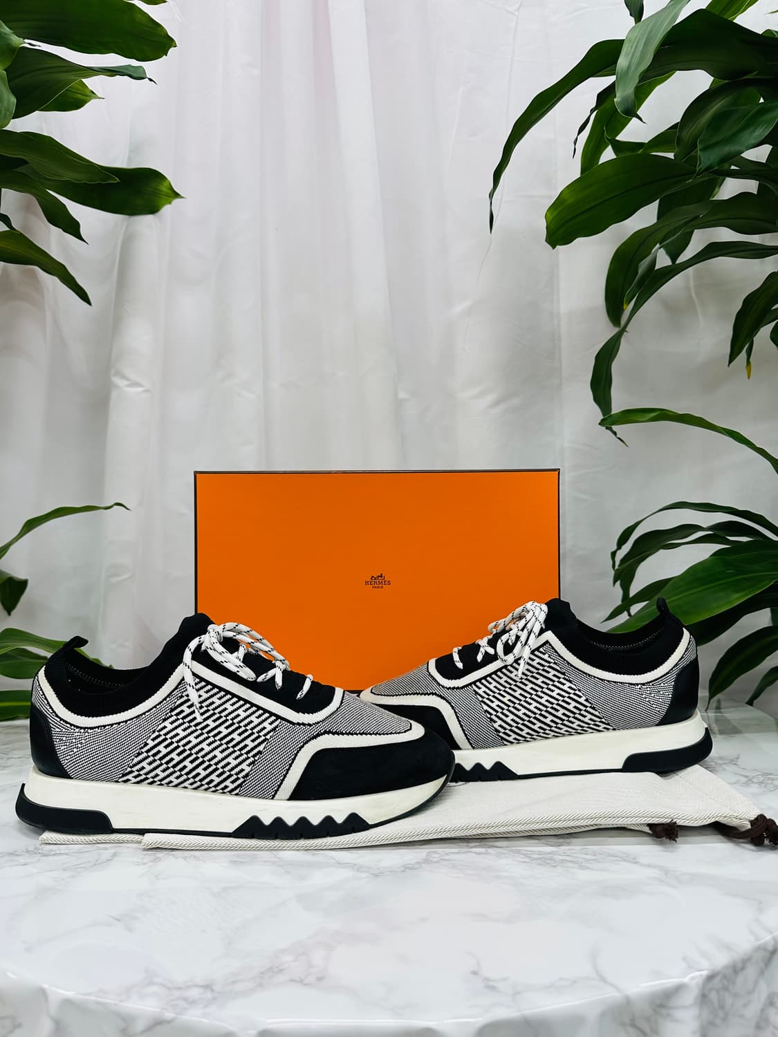 [정품] 에르메스 어딕트 니트 스니커즈 43사이즈 상품이미지1