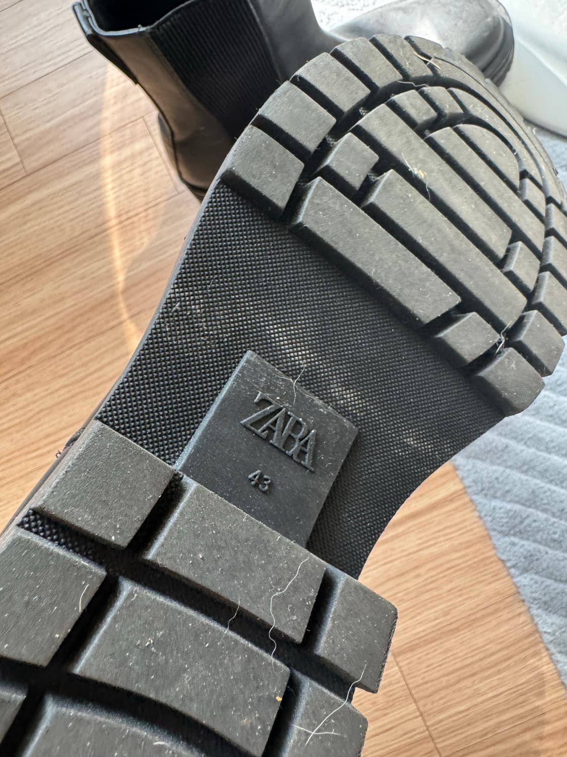 Zara 남성 앵클부츠 상품이미지4