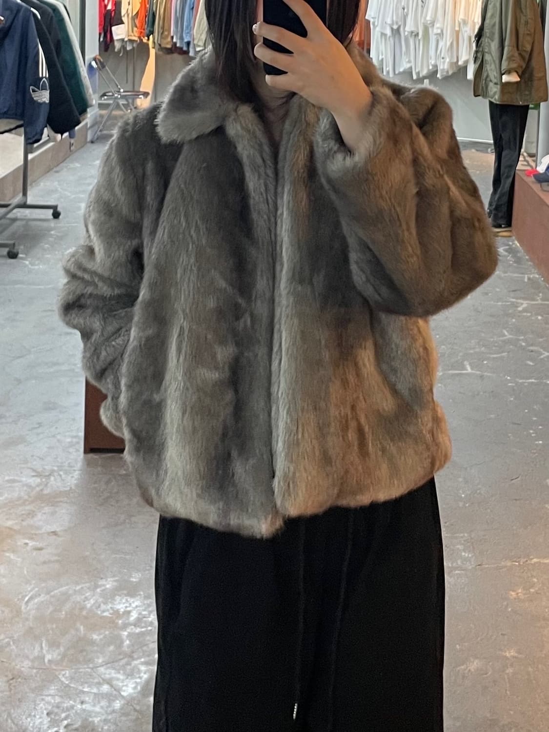 위아 그레이 페이크퍼 자켓 H1540 상품이미지1