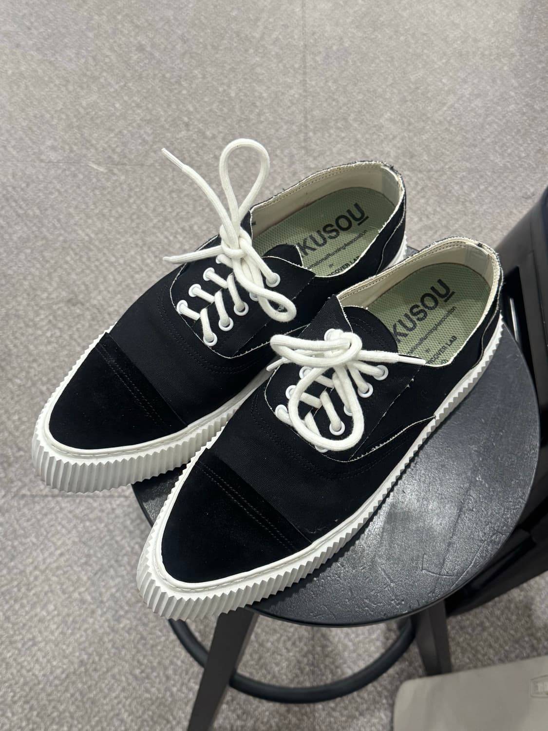 언더커버리즘 블랙 로우탑 스니커즈(260mm) 상품이미지4