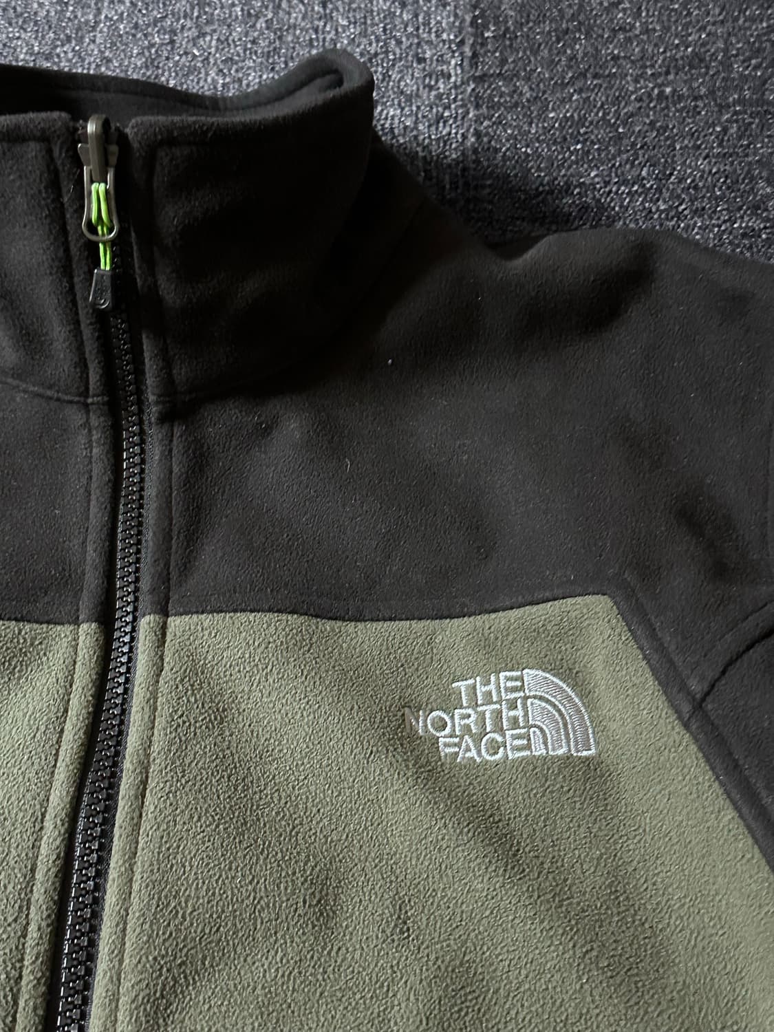 노스페이스 플리스 자켓  카키 블랙 후리스 상품이미지3
