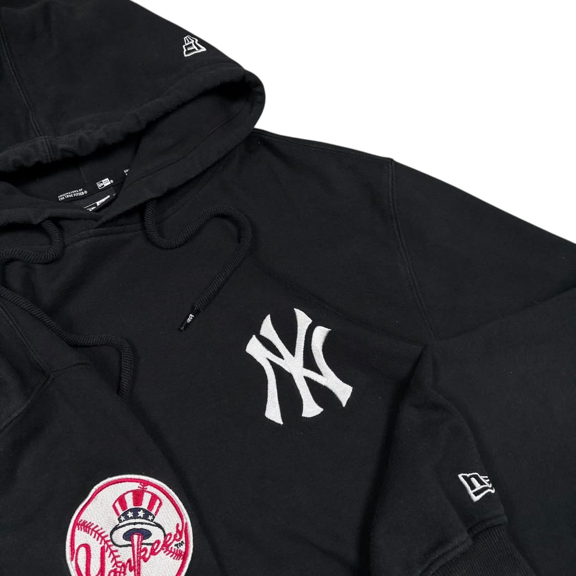 뉴에라 블랙컬러 양키스 후드티 상품이미지2