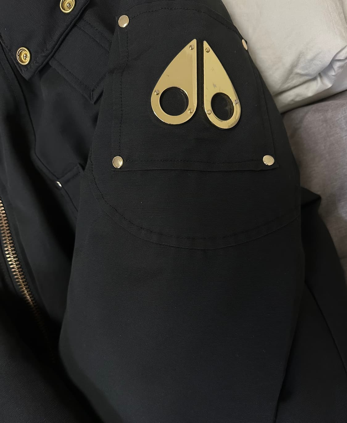 무스너클 발리스틱 레드디어 금장 패딩 상품이미지5