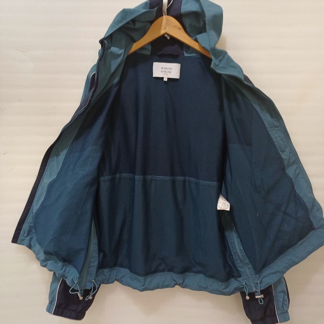 국내 메종키츠네 콘트라스트 윈드브레이커 후드 자켓 남성 XL 사랑봉봉 상품이미지3