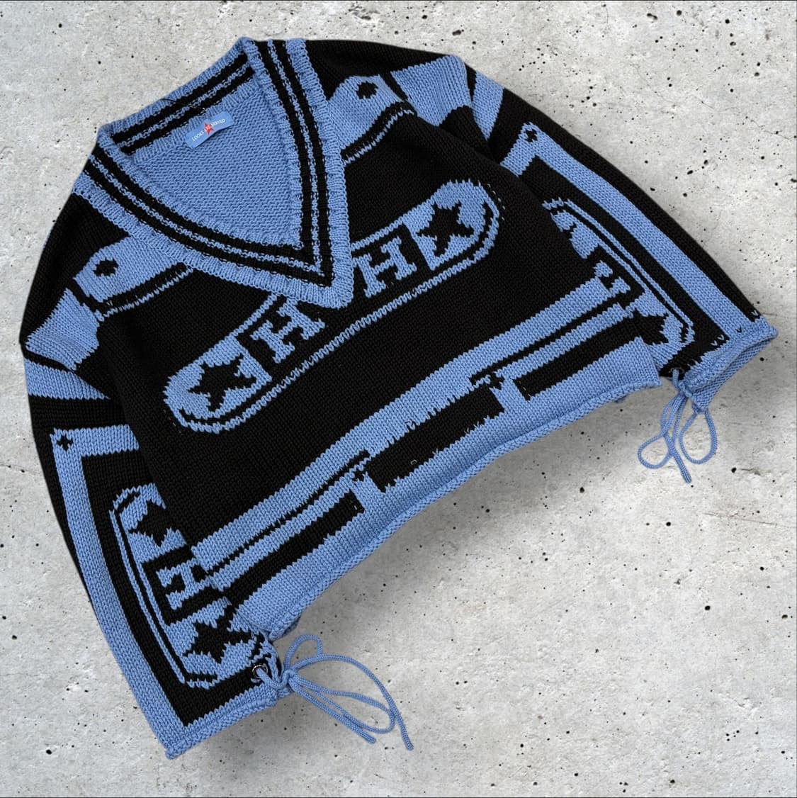 에고이스트 LOOKS ARE SERVED 니트 블랙/블루 B469 상품이미지1