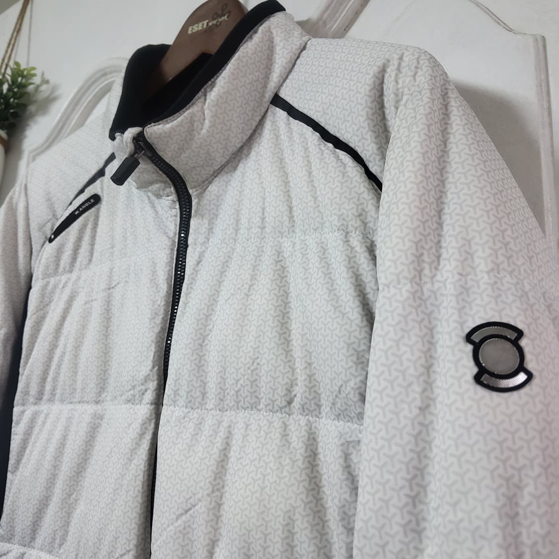 와이드앵글 경량 골프 구스 패딩 여자 100 남자 95 봄 자켓 상품이미지2