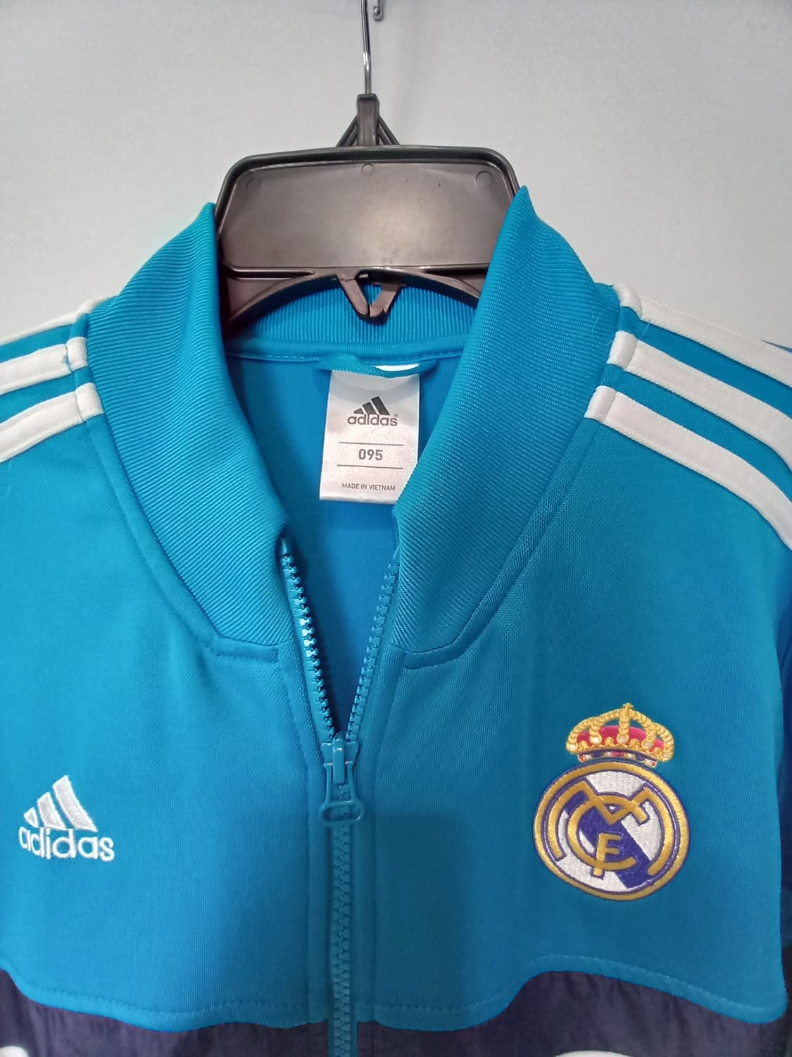 아디다스 레알 마드리드 져지 트랙탑 상품이미지3