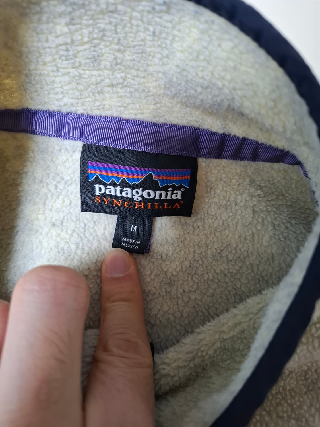 M 파타고니아 신칠라 플리스 풀오버 오트밀 아이보리 상품이미지3