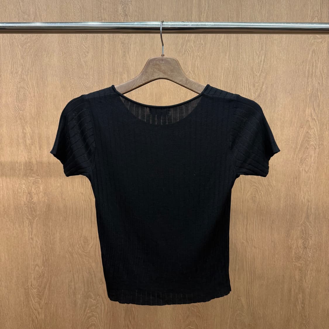 랑방 컬렉션 리브 니트 반팔 티셔츠 시어 미니멀 슬림핏 블랙 상품이미지3