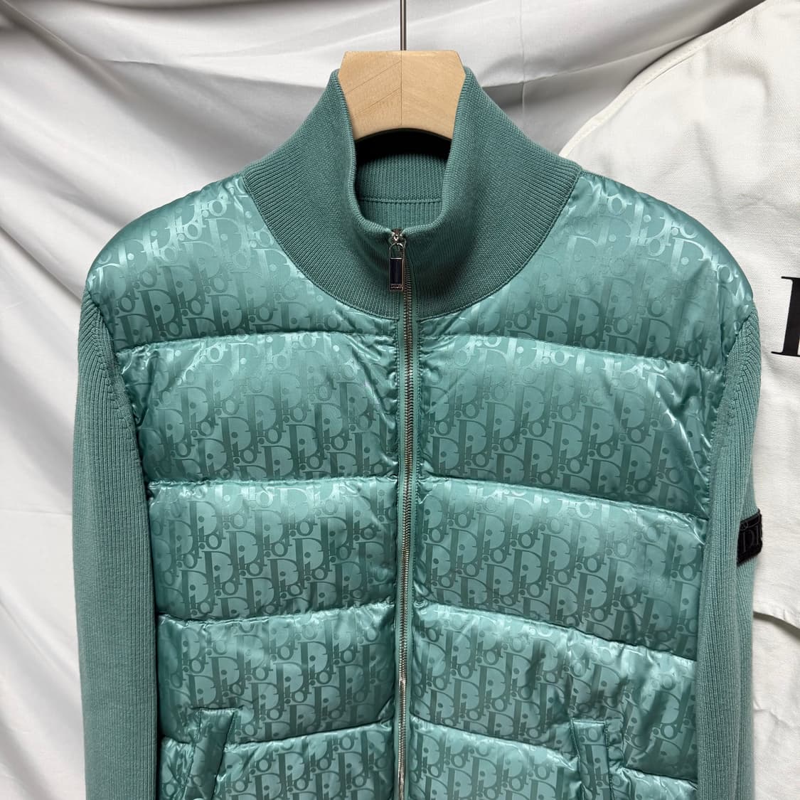 [S+급/M] 디올 오블리크 니트패딩 풀구성 상품이미지2