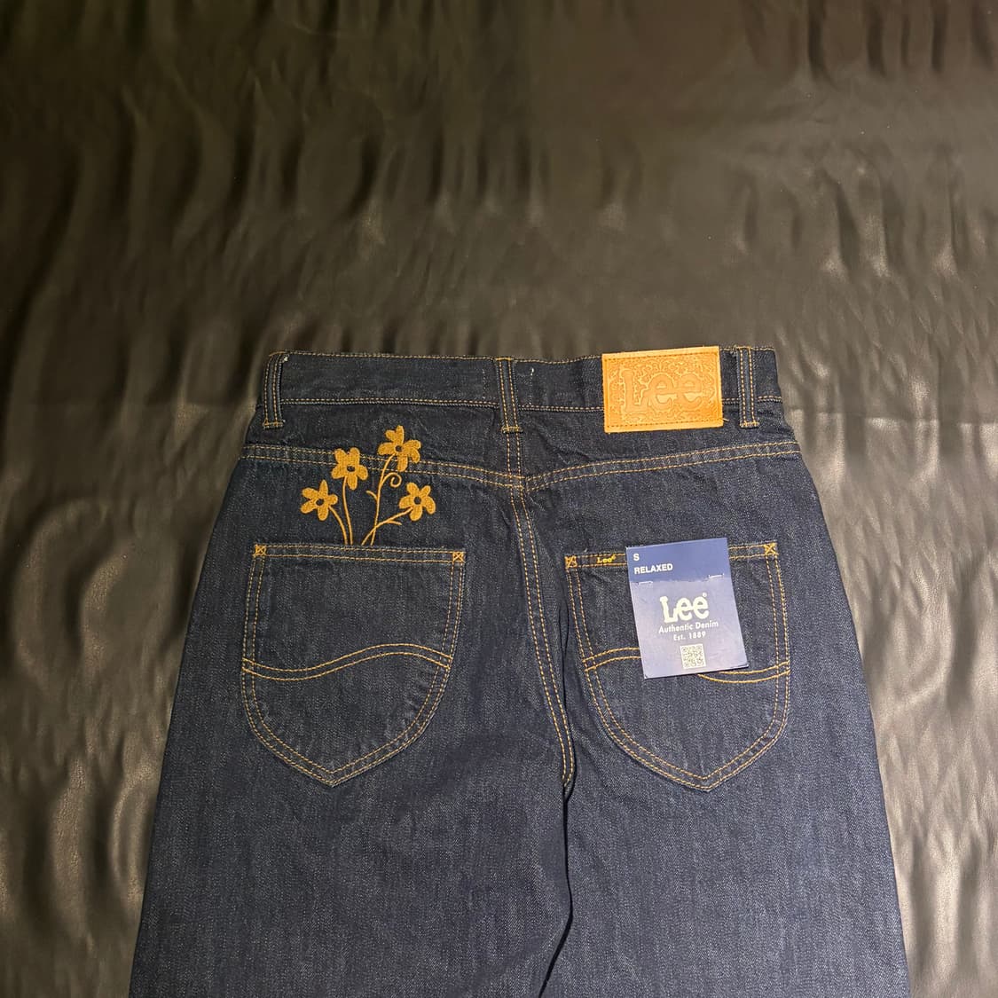 Lee 플라워 자수 데님 팬츠 상품이미지4
