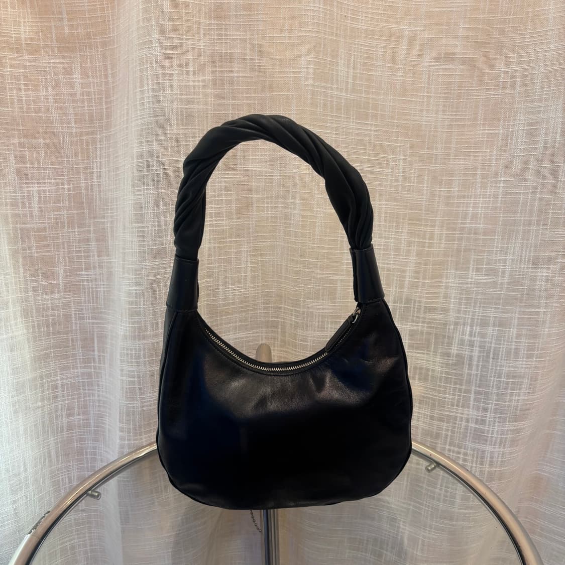 정품 레이트리 스튜디오 호보 숄더백     상품이미지4