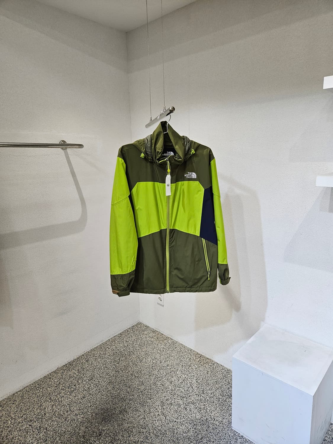 노스페이스 다이노 시리즈 바람막이 상품이미지1