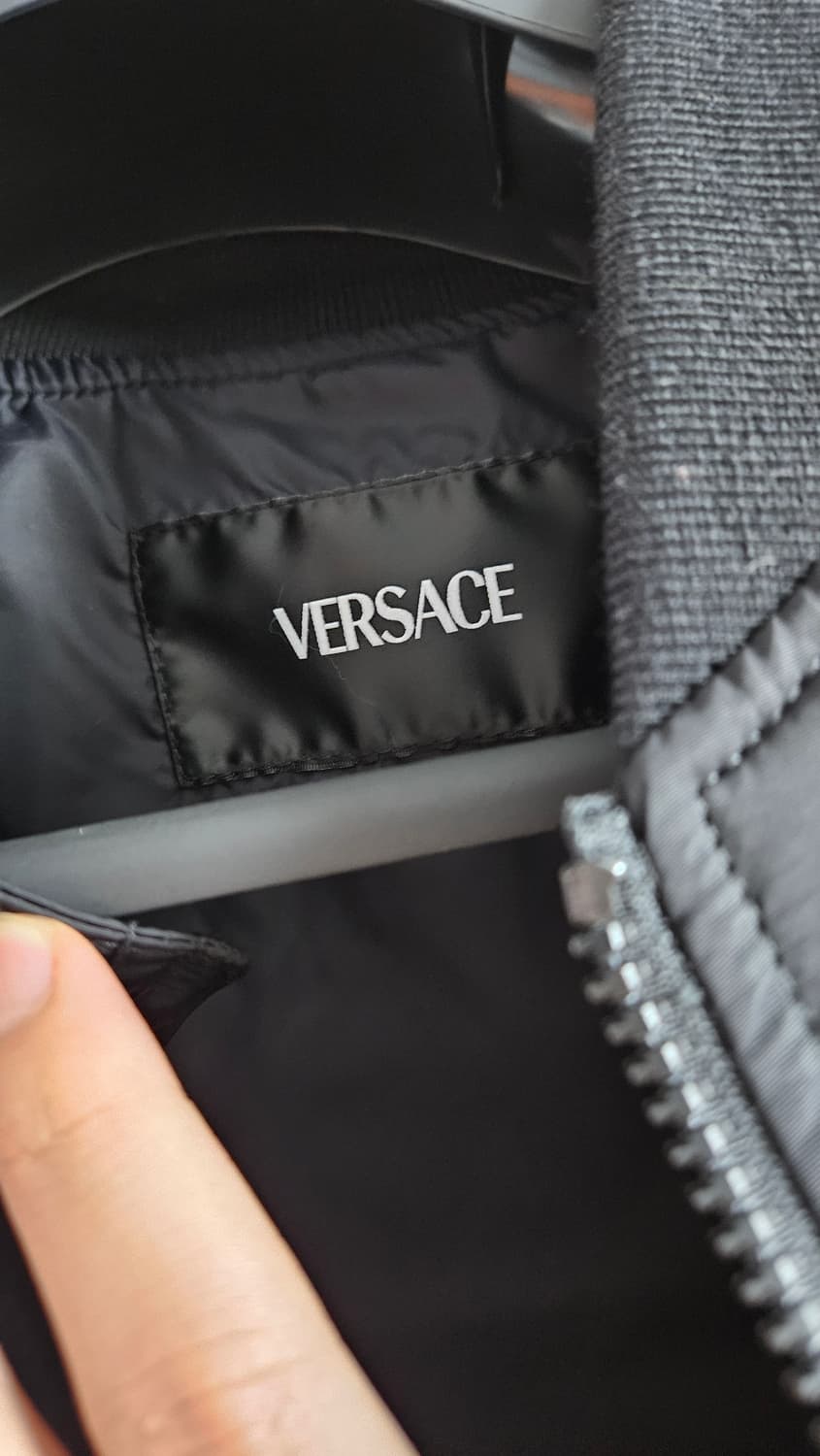 베르사체 메두사 봄버 항공자켓 점퍼 270만원짜리 상품이미지2