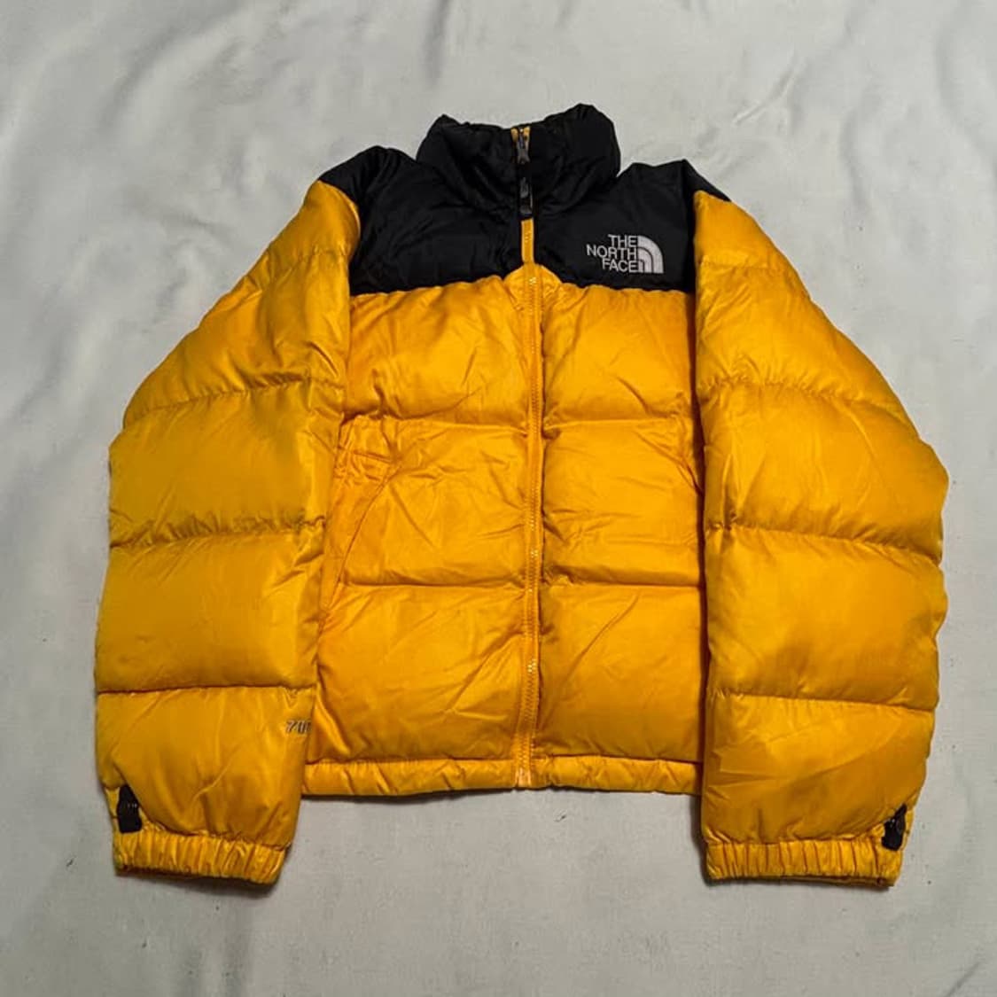 노스페이스 눕시 옐로우 패딩 상품이미지3