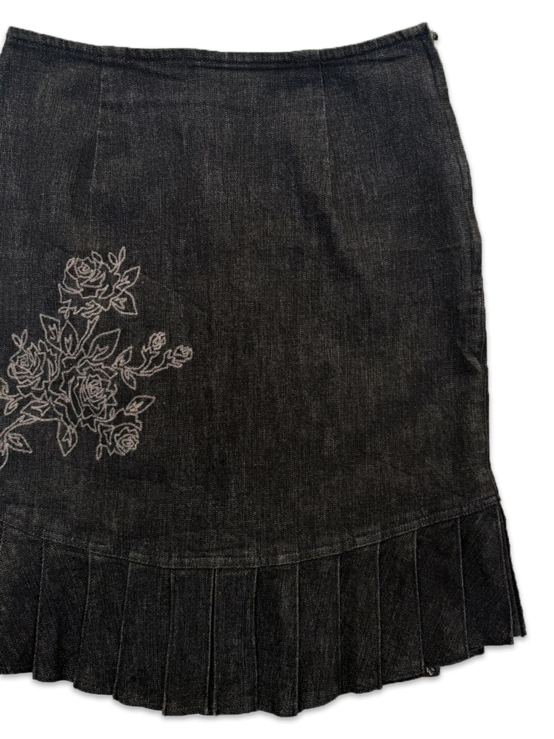 빈티지 L'est rose 블랙 데님 자수 플리츠 미디 스커트 상품이미지2