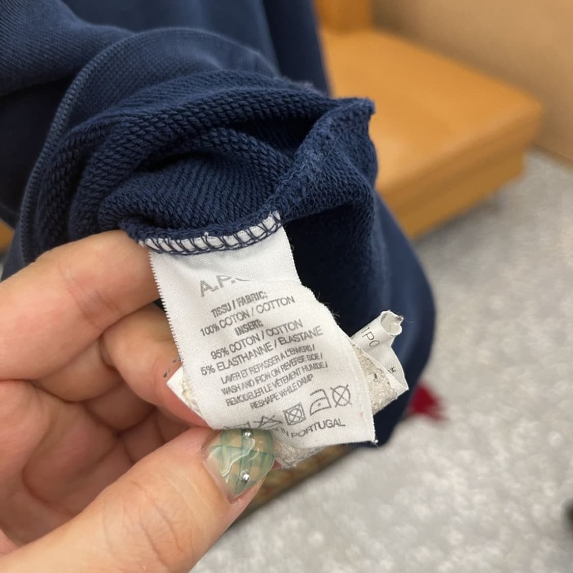 아페쎄 A.P.C 자수로고 스웻셔츠 맨투맨 85 C05396 상품이미지4