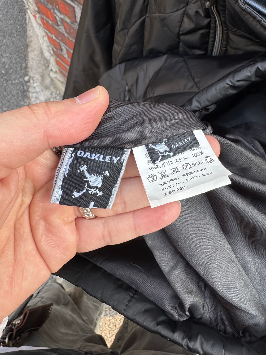 오클리 비대칭 퀼팅 인슐레이션 자켓  상품이미지3