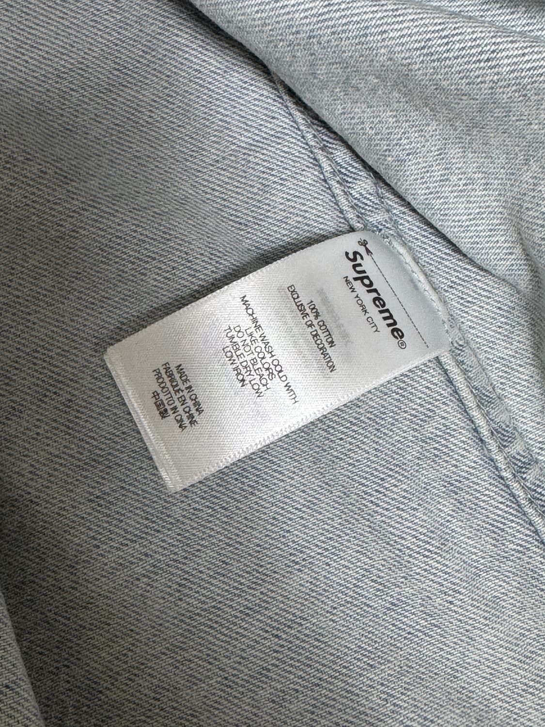 슈프림 스몰 박스 셔츠 워시드 데님 - 24FW 상품이미지4