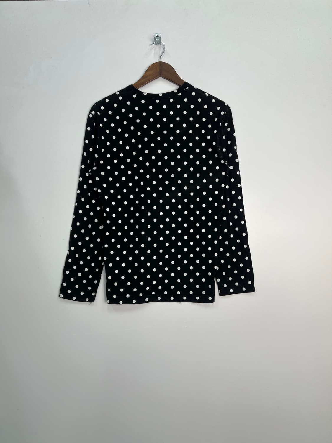 꼼데가르송 도트 무늬 긴팔티 상품이미지4