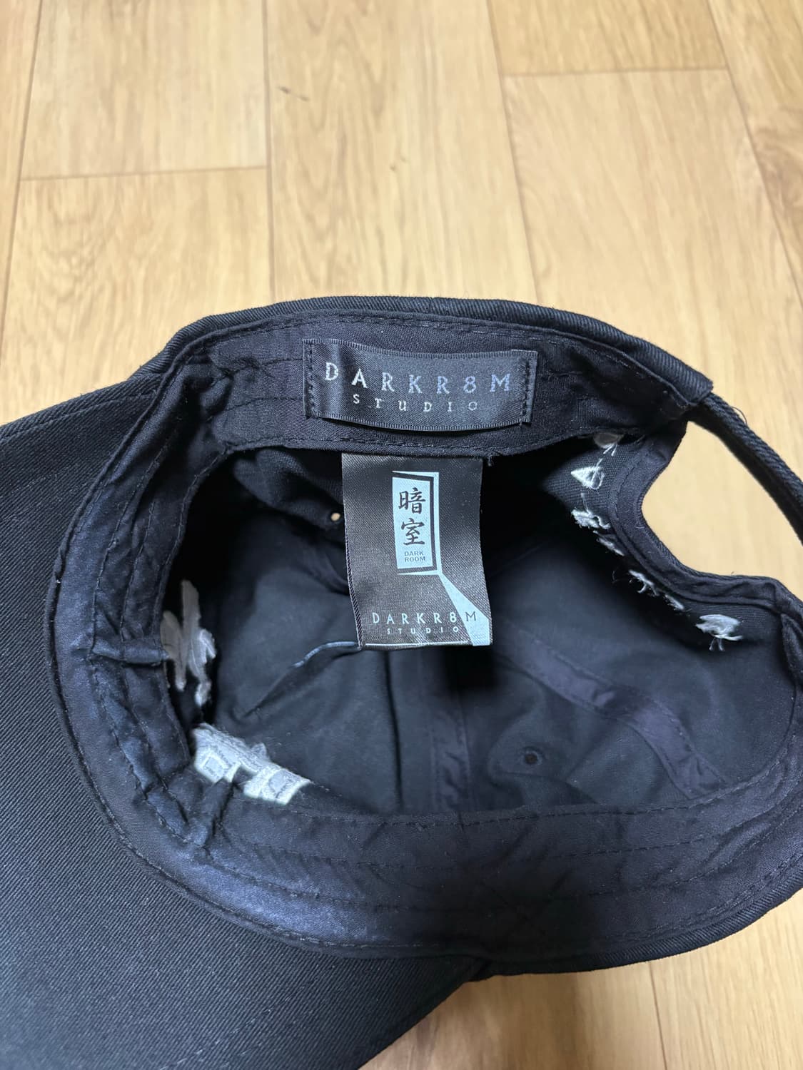 다크룸x수린 볼캡 상품이미지3