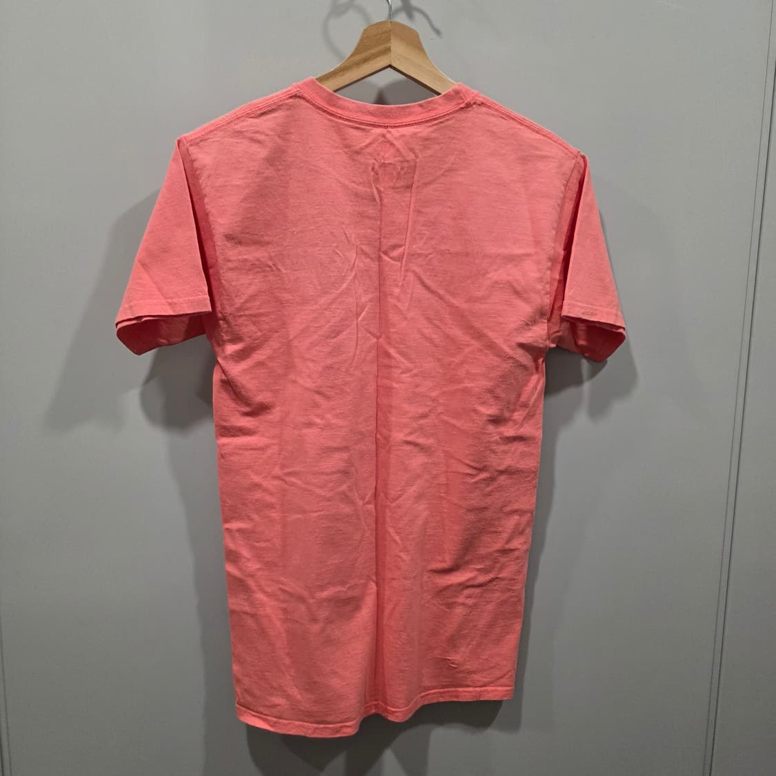 헤인즈(Hanes) 코랄 핑크 포켓 반팔 티셔츠 상품이미지3
